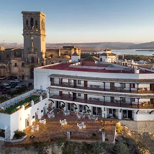 4* Hotel De